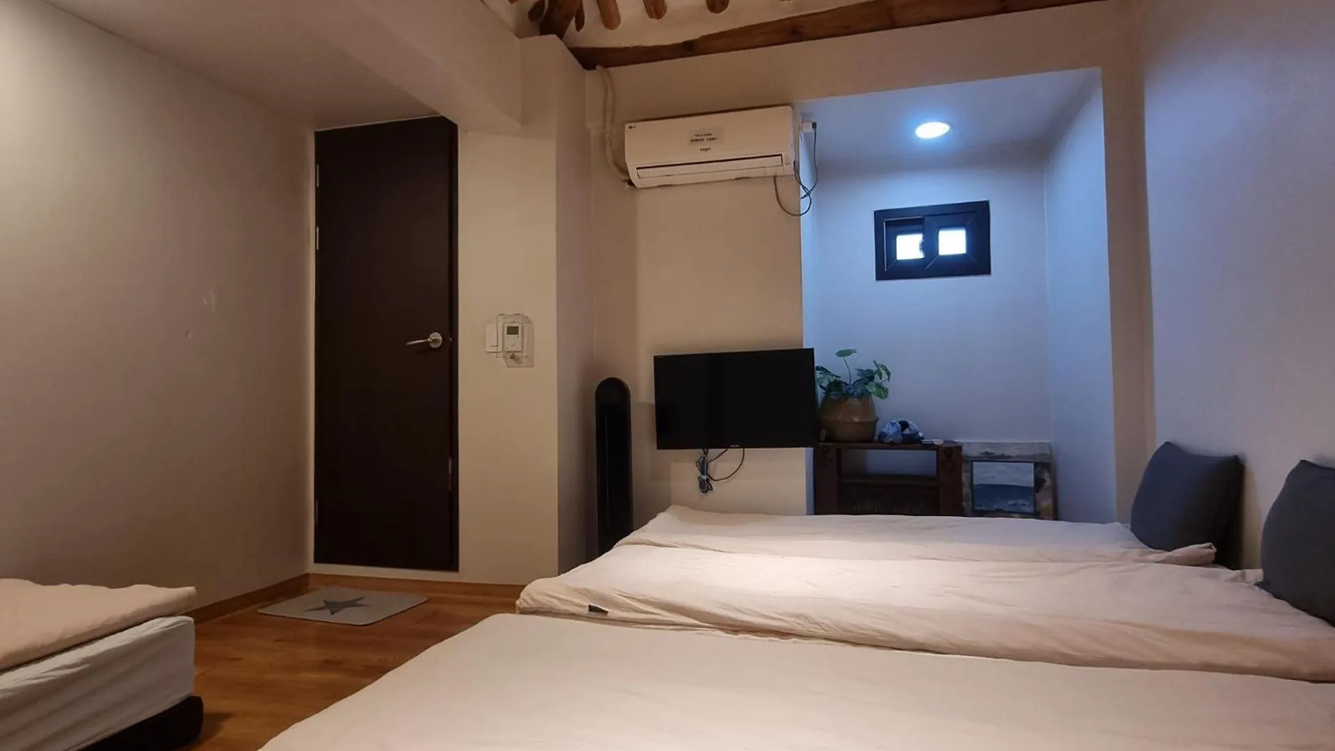 Maison d'hôtes Bibimbap Hanok Guesthouse Gyeongbokgung Séoul